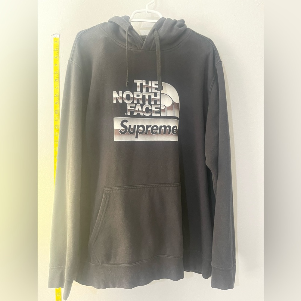 SUPREME NORTH FACE HOODIE